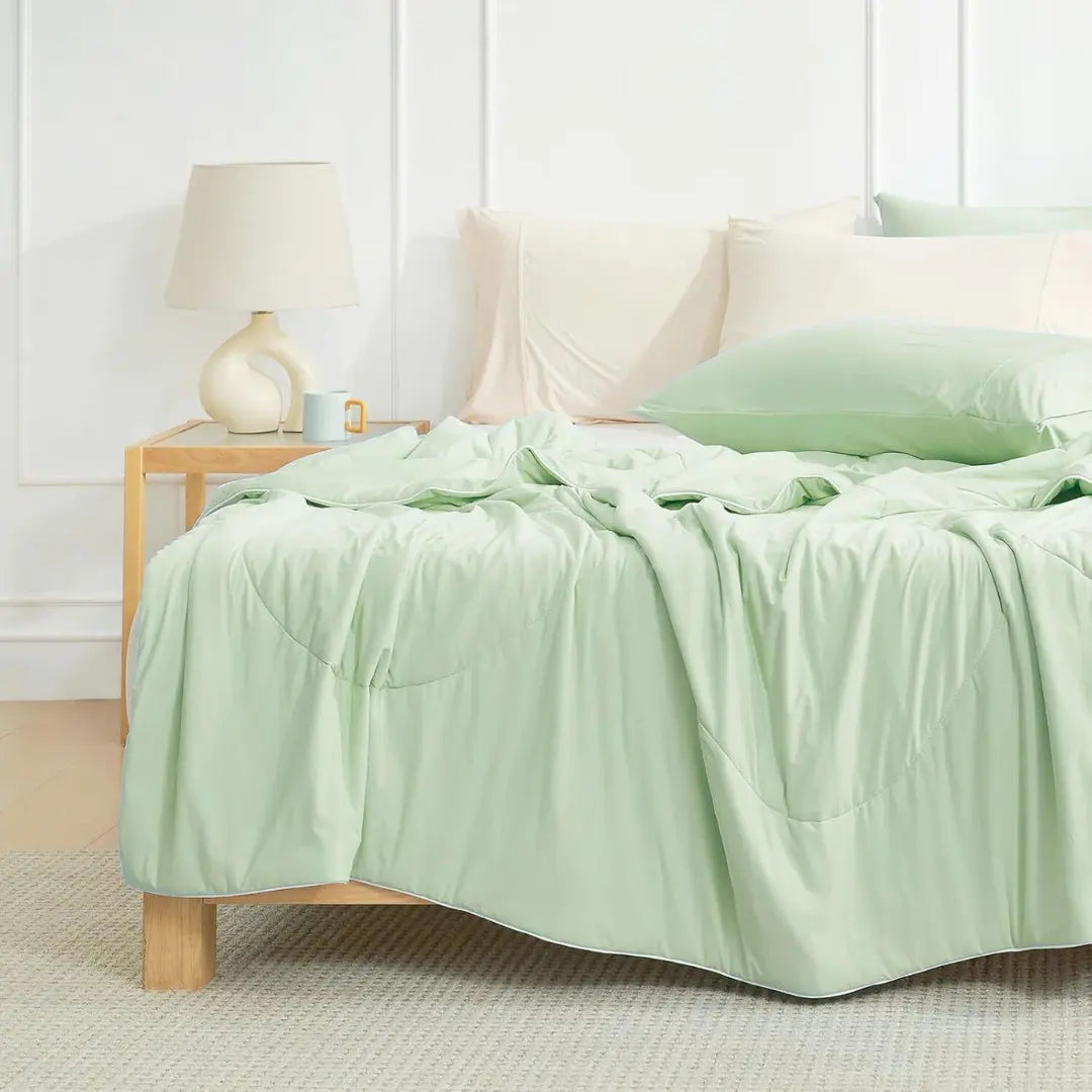 Slumblr® Ice Cooling Comforter Slumblr