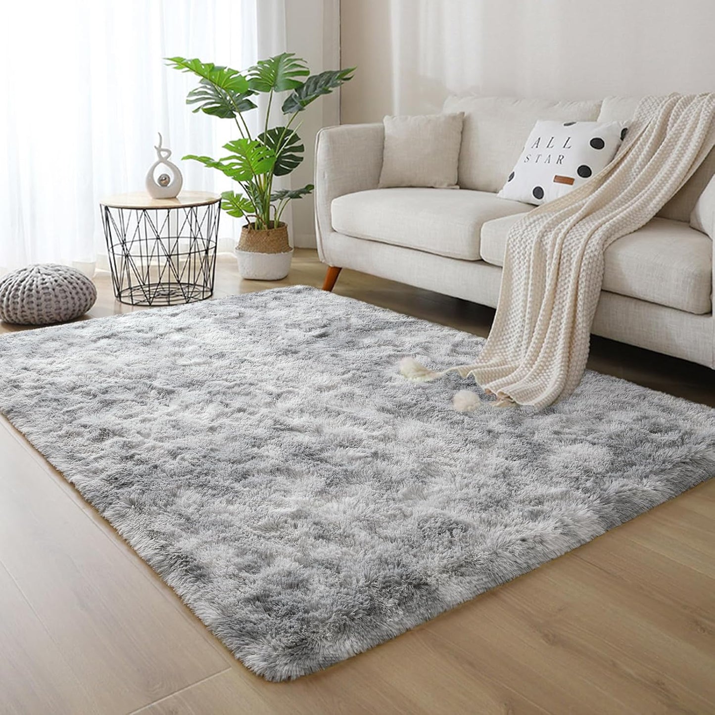 Slumblr® Soft Velvet Tie Dye Carpet