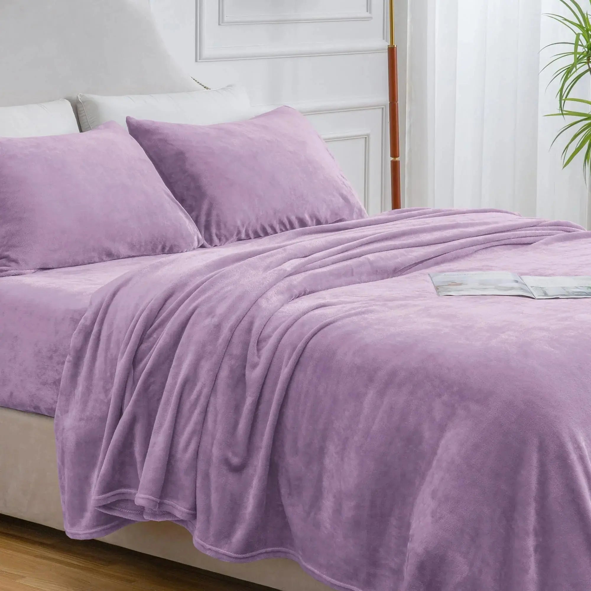 Slumblr® Flannel Fleece Bedding Set (Sheet & 2 Pillowcases) Slumblr