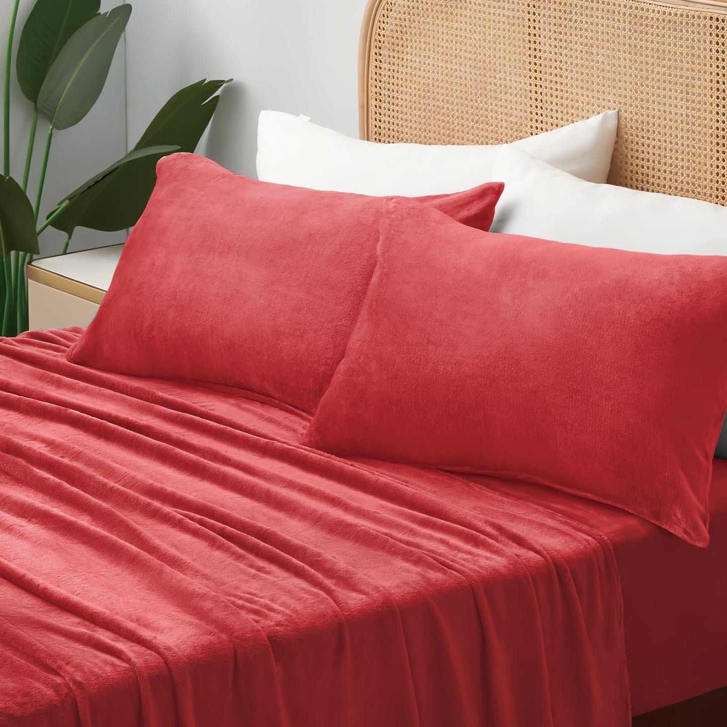 Slumblr® Flannel Fleece Bedding Set