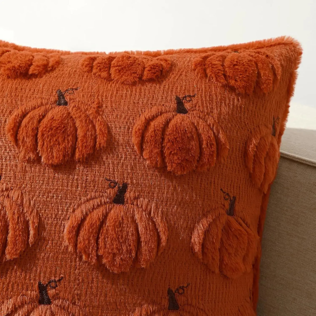 45x45cm Halloween Pumpkin Faux Fur Cushion Covers Embroidered PillowCases Couch Bedroom LivingRoom Decorative Throw PillowCovers