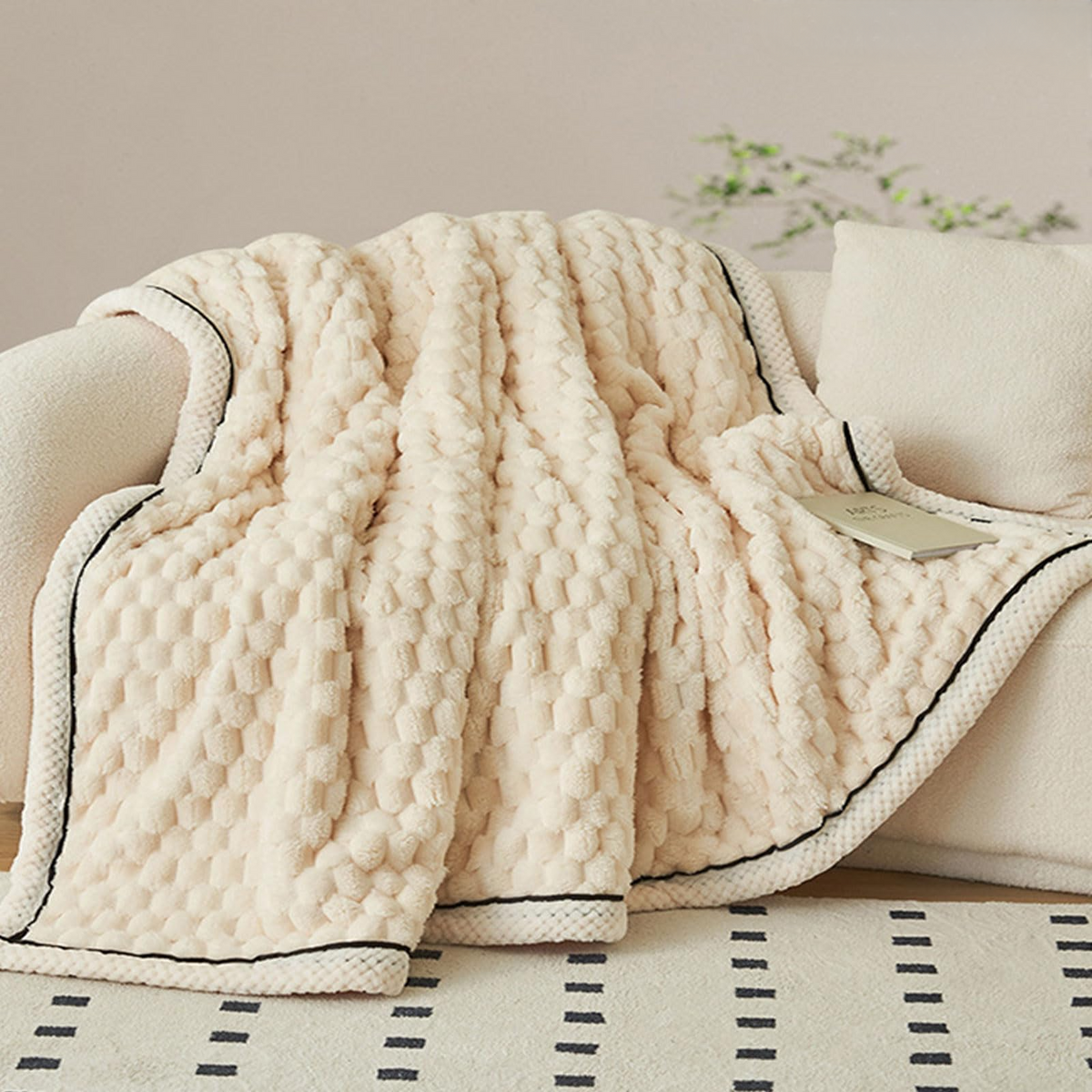 Slumblr® Thick Flannel Velvet Fleece Blanket