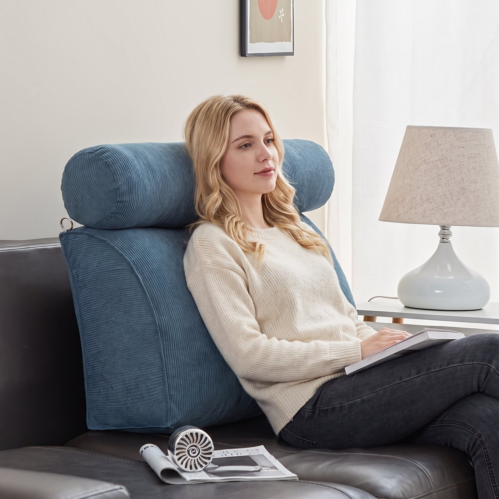 Slumblr® Triangle Reading Cushion