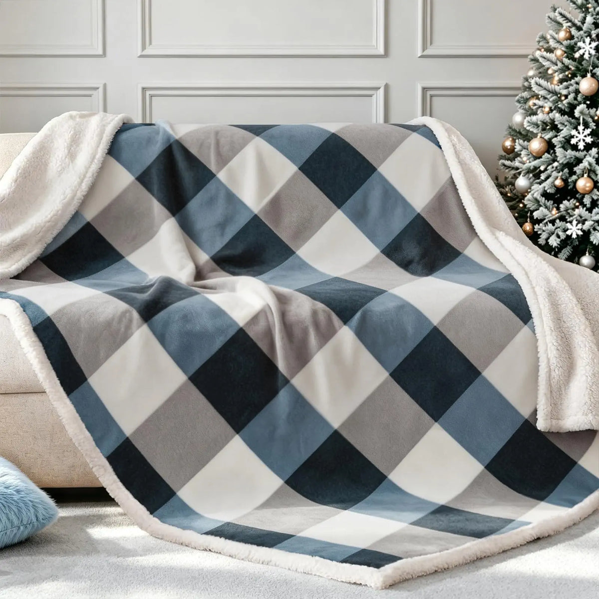 Slumblr® Flannel Throw Blanket Slumblr
