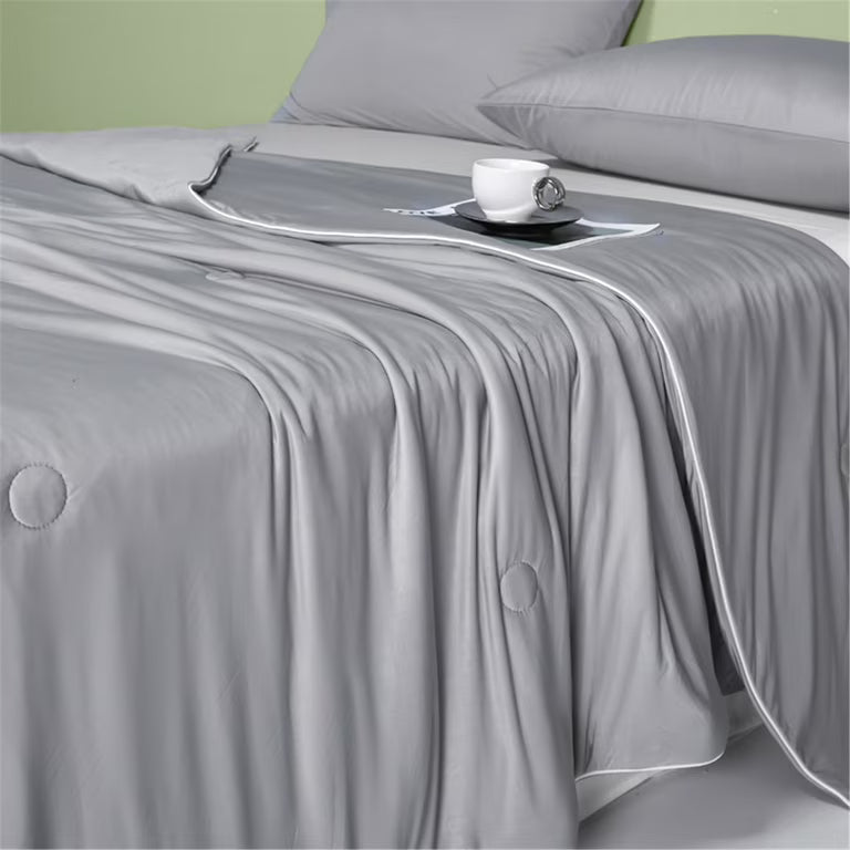 Slumblr® Summer Lightweight Comforter