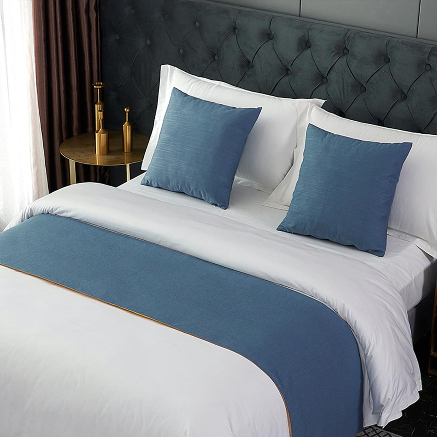 Slumblr® Velvet Bed Runner