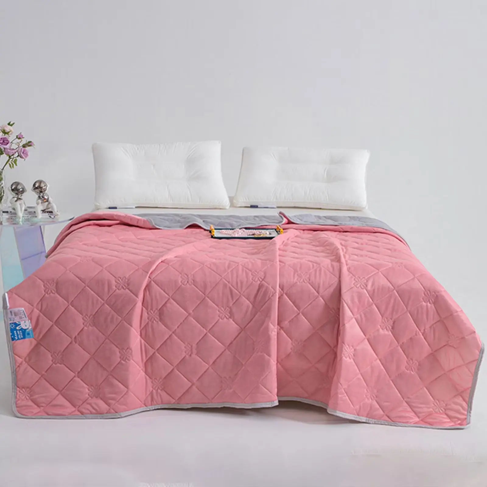 Slumblr® Lightweight Dual Sided Cooling Blanket Slumblr