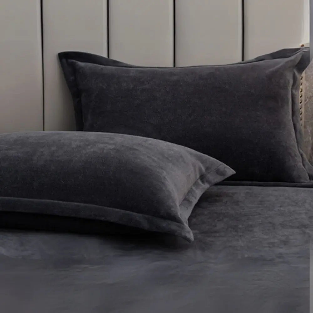 Slumblr® Coral Fleece Winter Pillowcase (2pcs) Slumblr