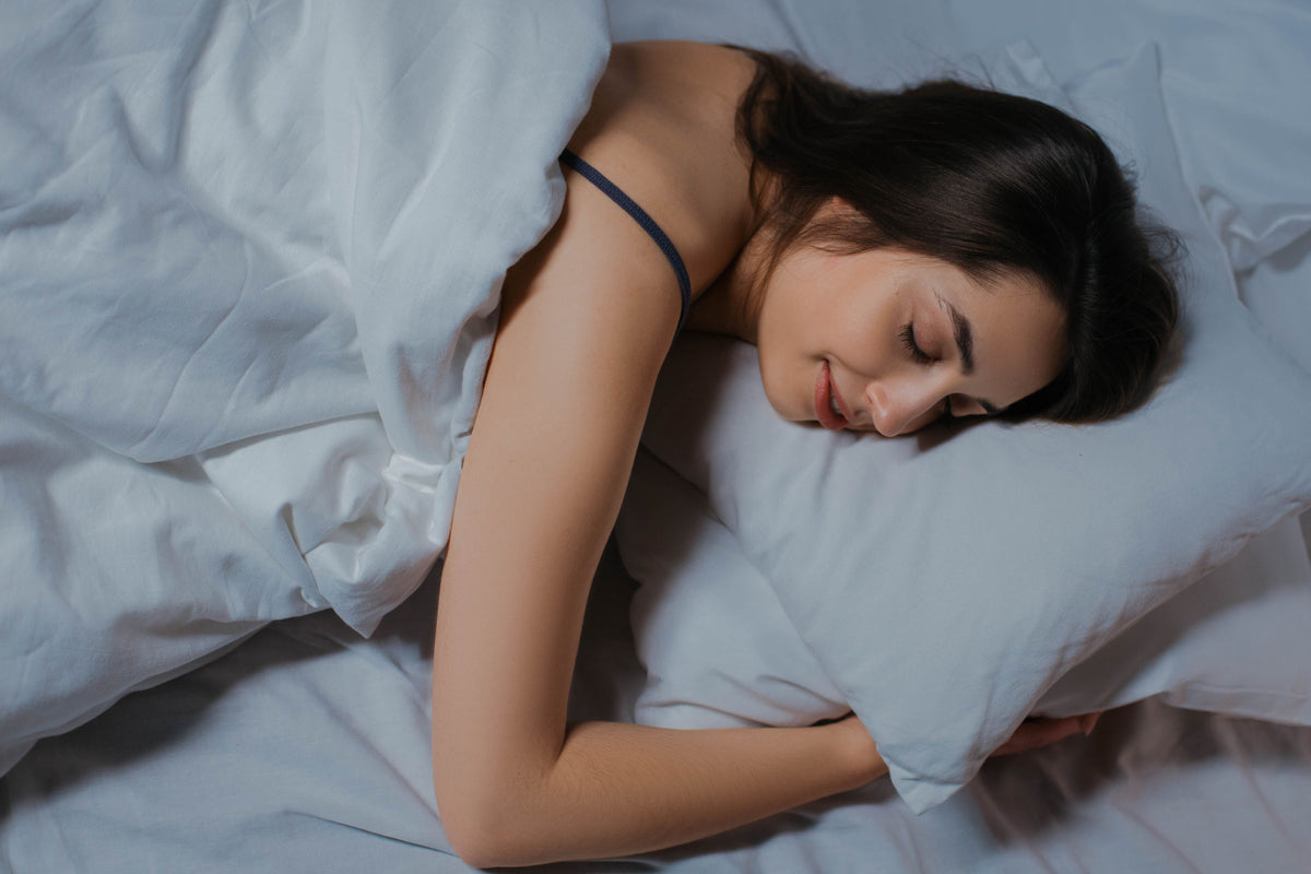 Why You Wake Up With Numb, Aching Hands (And What Actually Helps)