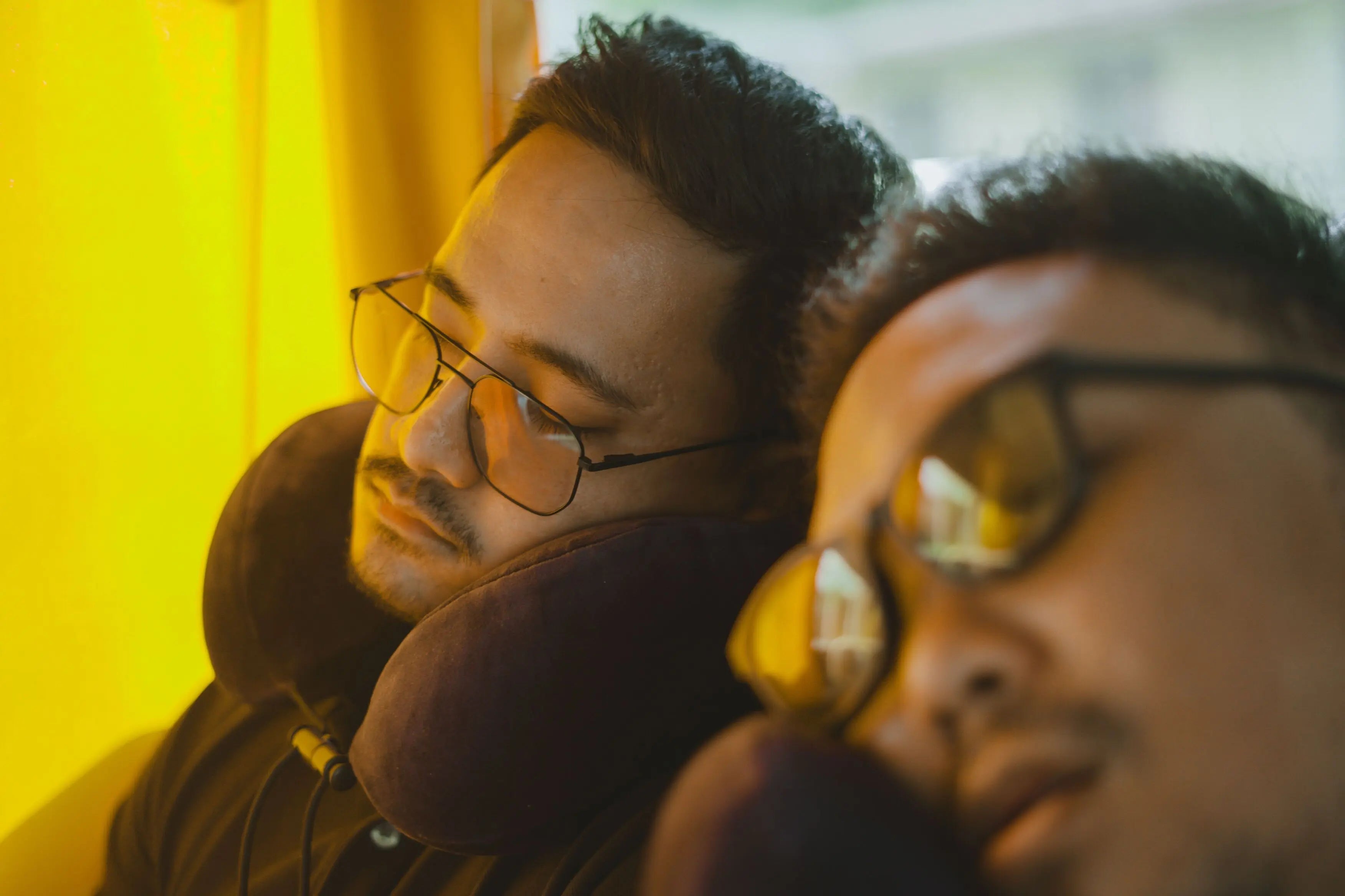 How to Build the Perfect Long-Haul Flight Sleep Kit