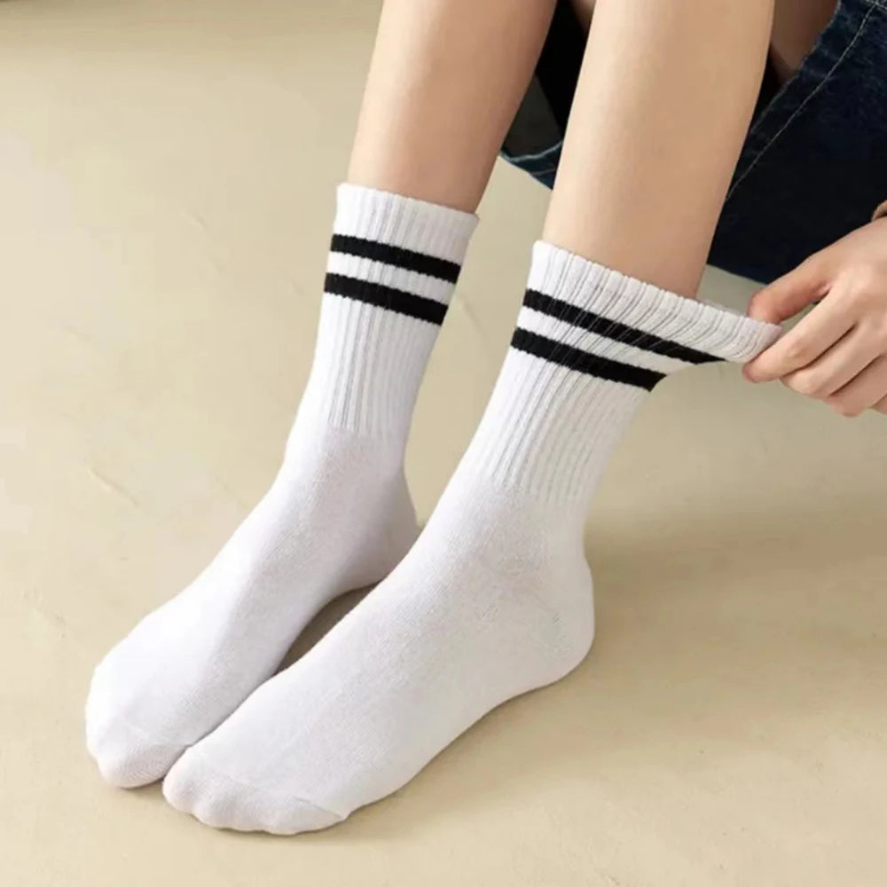 3/6 Pairs Women Mid-Tube Socks Solid Colour Autumn Winter Breathable Comfortable Sport Sweat Absorbent Man And Women's Socks