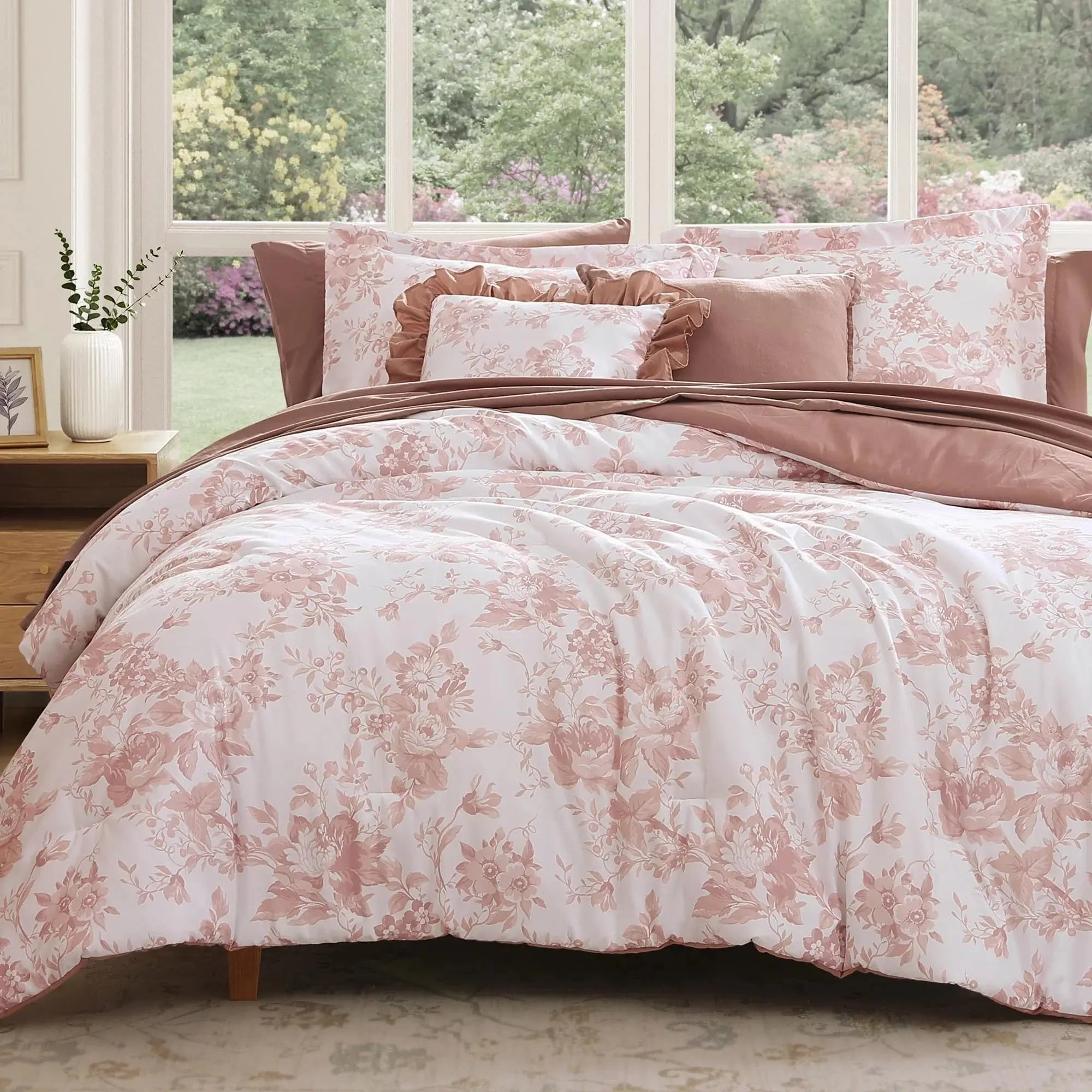 Slumblr® 4-Piece Floral Duvet Cover Set Slumblr