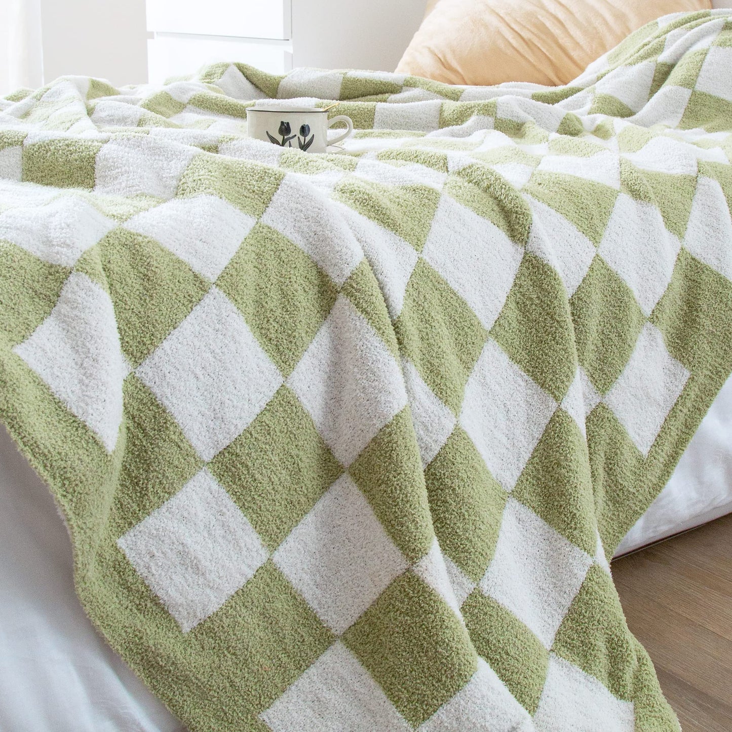 Slumblr® Checkered Flannel Fleece Blanket