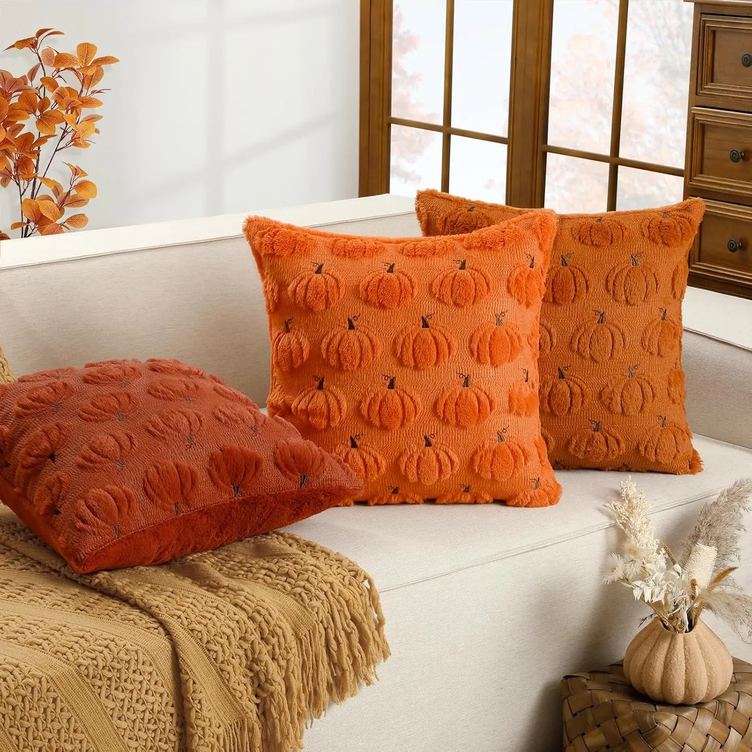45x45cm Halloween Pumpkin Faux Fur Cushion Covers Embroidered PillowCases Couch Bedroom LivingRoom Decorative Throw PillowCovers