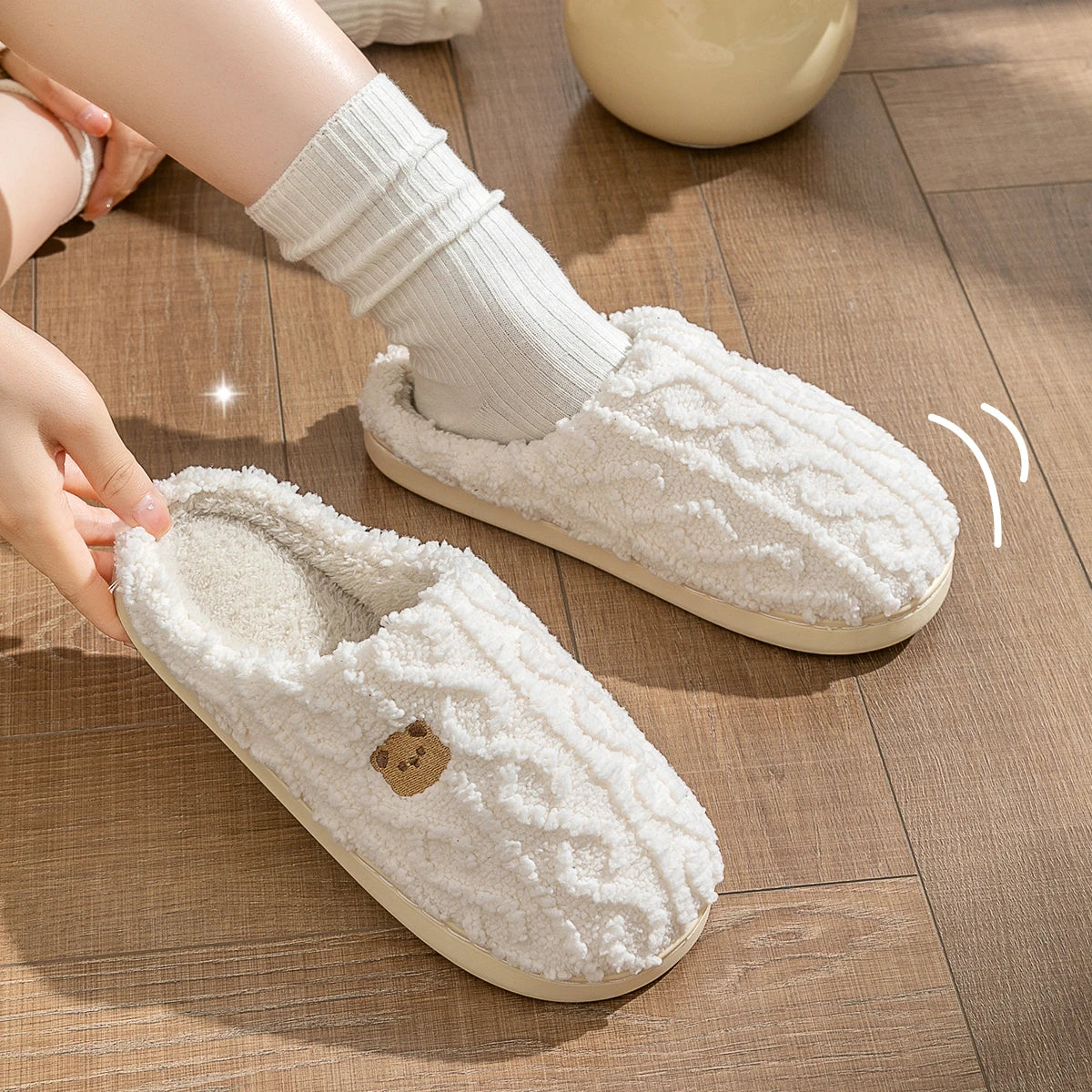 Winter Women Cotton Slippers warm Lightweight Anti Slip Slides Comfortable Indoor Home slippers