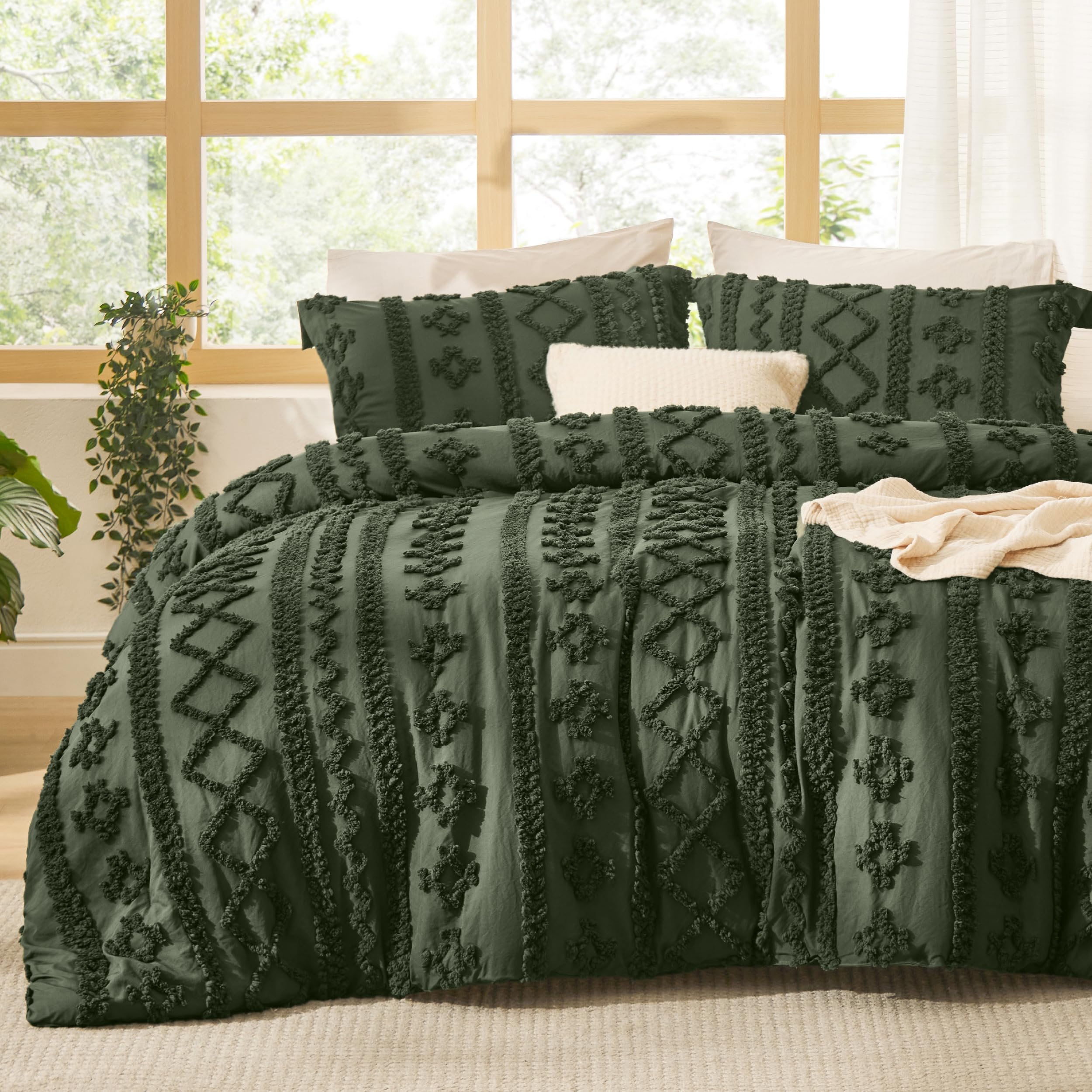 Slumblr® Tufted Boho Comforter Set (3 Pcs)