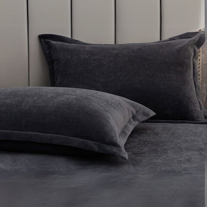 Slumblr® Coral Fleece Winter Pillowcase (2pcs)